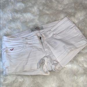 Hollister size 7 White Shorts